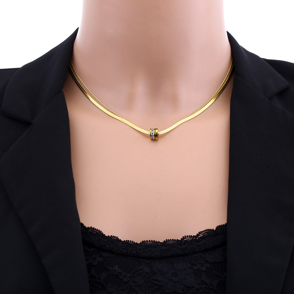 Collar de Doble Capa Minimalista Geométrico de Acero de Titanio con Baño de Oro y Cadena de Serpiente para Mujer