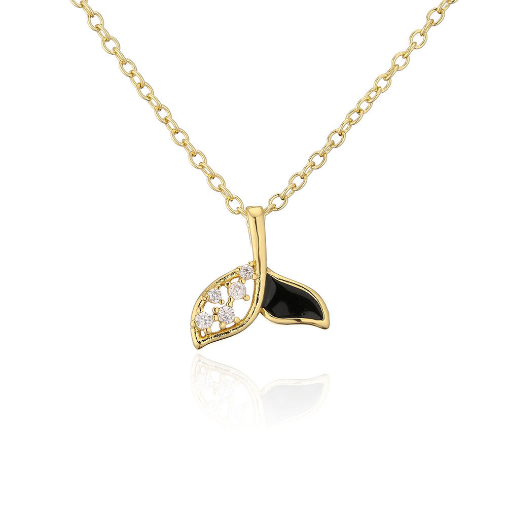 Collana Pendente Coda di Pesce Fresca e Delicata da Donna in Rame con Placcatura in Oro 18K e Finitura a Smalto