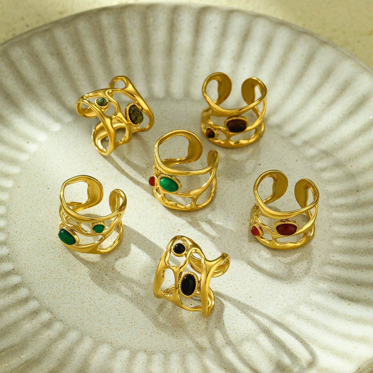 Anillo abierto minimalista de moda Morandi para mujer en acero inoxidable con acabado chapado