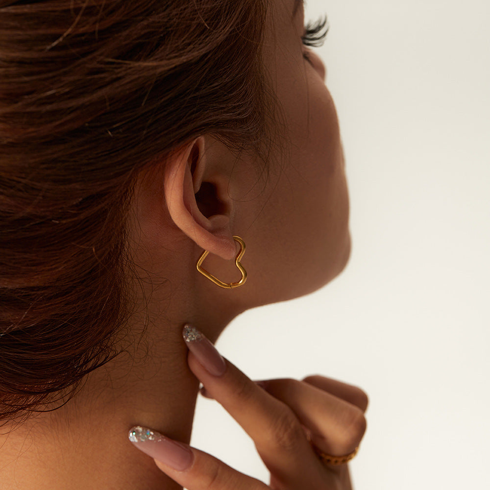 INS Style Heart-Shaped Titanium Steel Earrings with 18K Gold Plating for Women