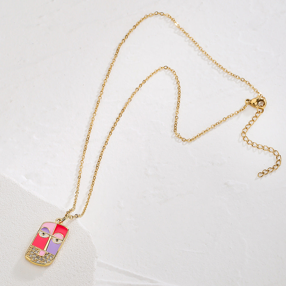 Collana con ciondolo in rame geometrico creativo placcato oro con intarsio di strass e design a ritratto smaltato per donna