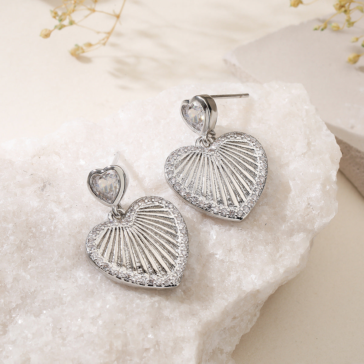 Orecchini Minimalisti a Cuore in Rame Placcato Oro 18K da Donna