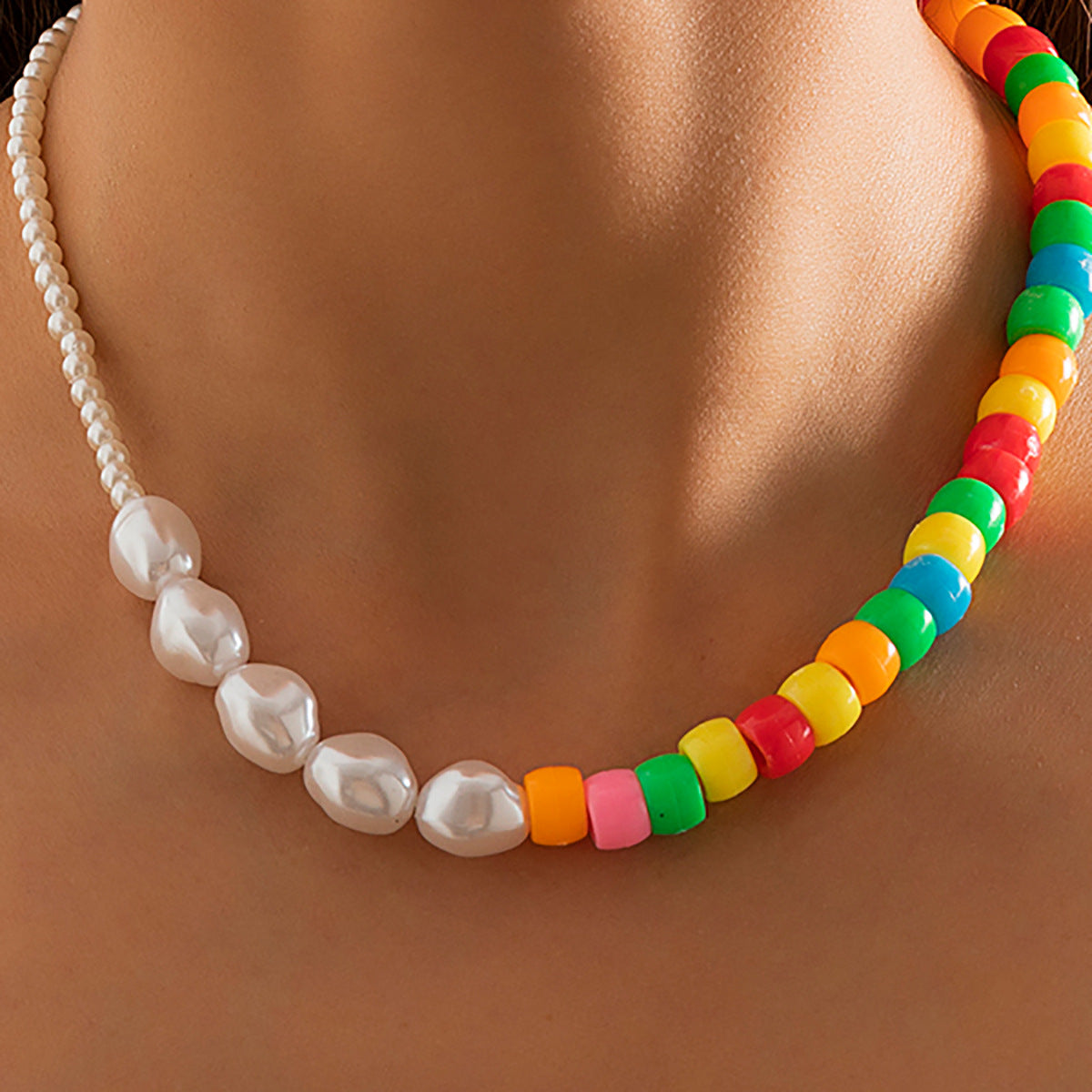 Minimalist Asymmetrical Geometric Resin Clavicle Necklace with Colorful Beads for Women