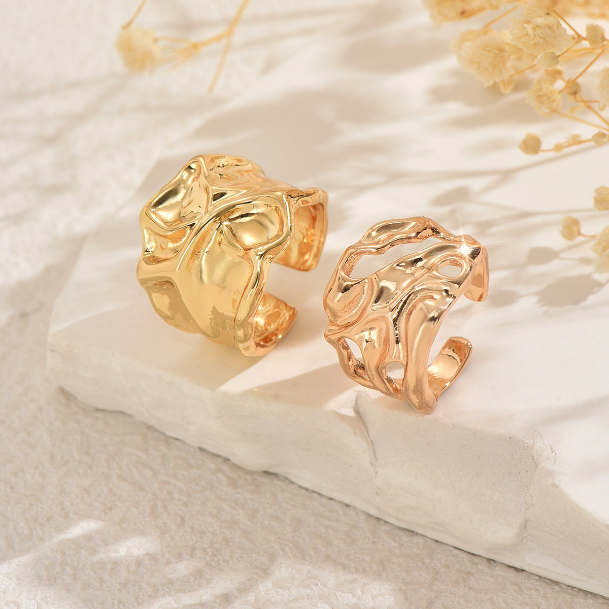 Juego de anillos abiertos geométricos para mujer, anillos de moda chapados en aleación de zinc con detalles circulares y en forma de aro
