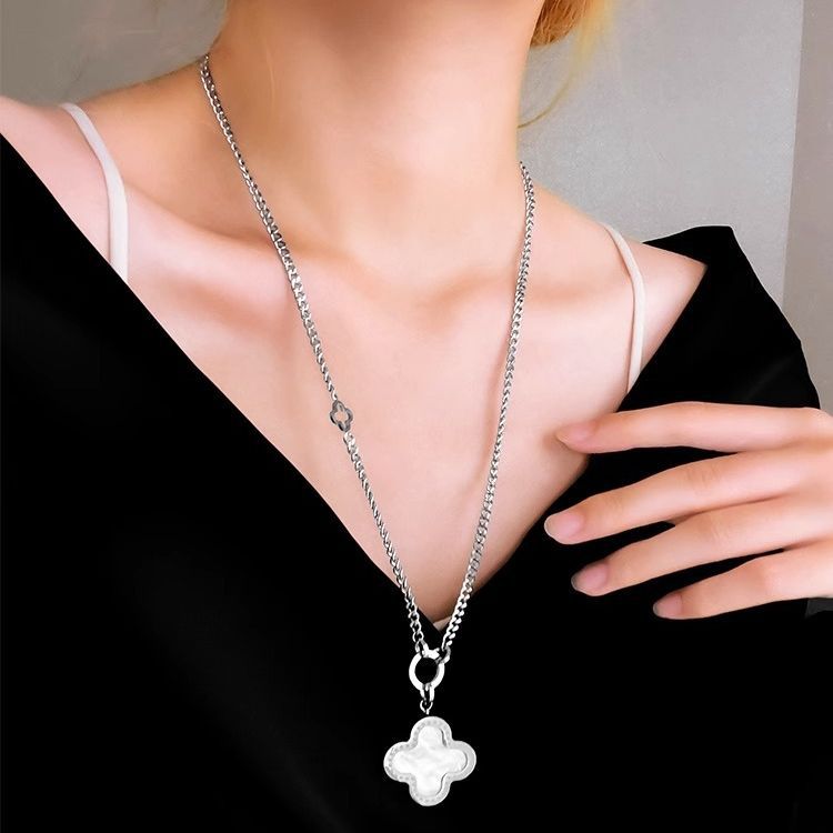 Minimalist Four-Leaf Clover Pendant Necklace for Women and Men in Titanium Steel with Electroplated Finish, Adjustable Length Layered Clavicle Chain