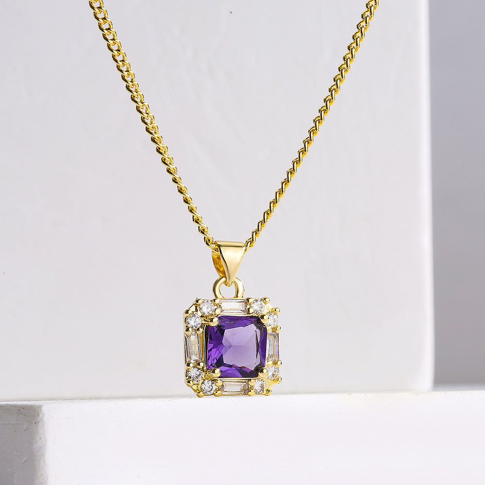 Collana con ciondolo quadrato geometrico vintage da donna in rame placcato oro 18 carati e zirconi incastonati
