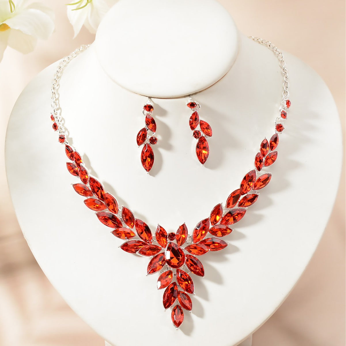 Vintage Luxury Floral Crystal Plated Alloy Necklace and Earring Set for Women