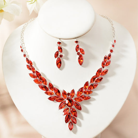 Set di Collana e Orecchini da Donna in Lega Placcata con Cristalli e Fiori, Stile Lusso Vintage
