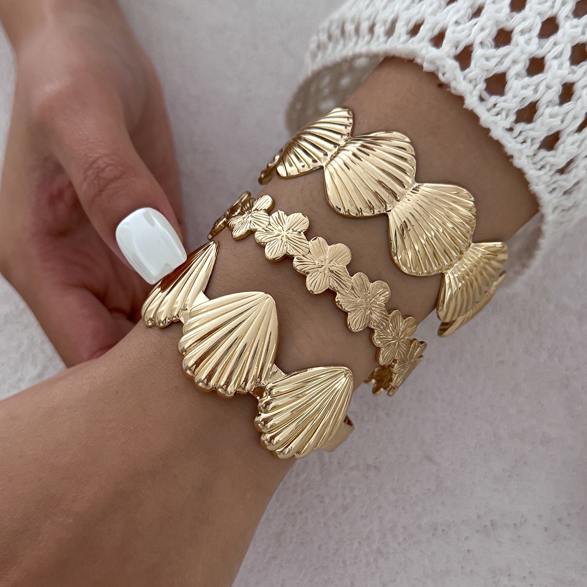 Minimalist Plated Iron Starfish Flower Open Cuff Bracelet
