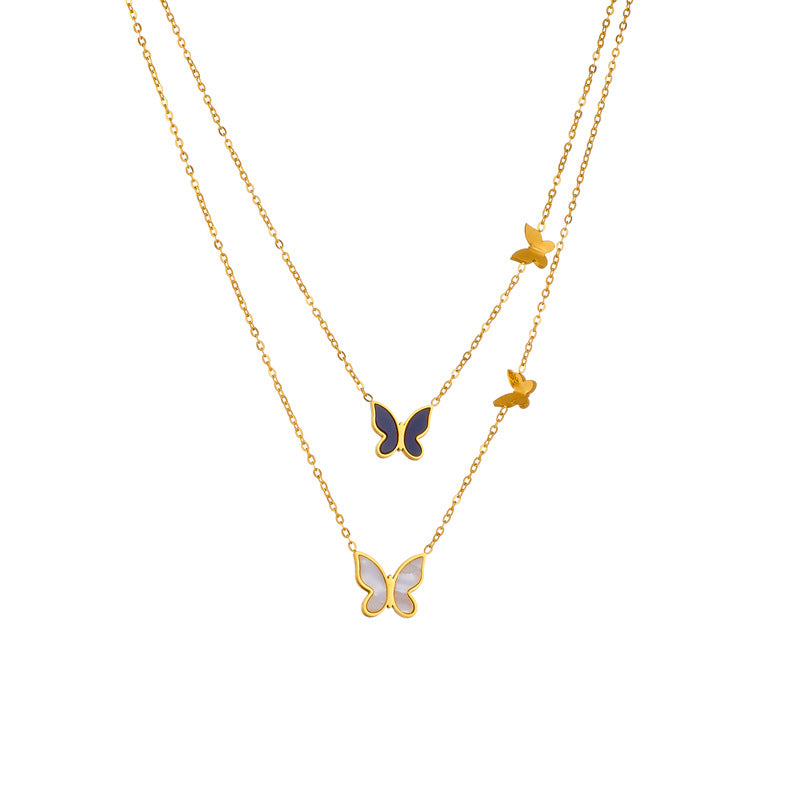 Collar minimalista con forma de mariposa de acero titanio chapado en oro con cadena de doble capa para mujer