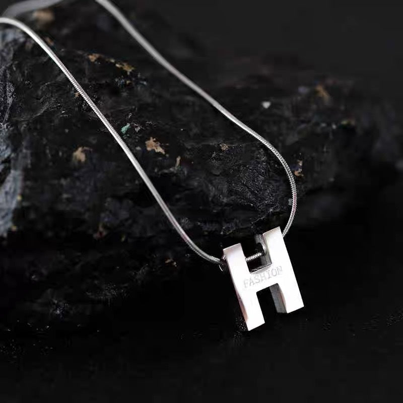Minimalist Titanium Steel H-Shaped Pendant Necklace for Women with Plated Finish and Snake Chain