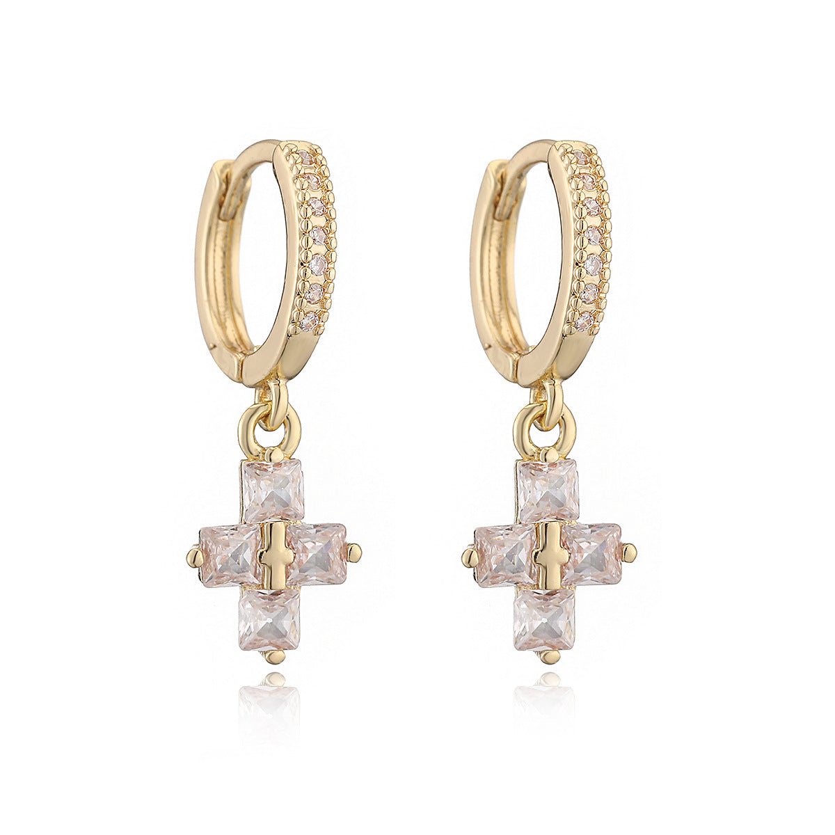 Orecchini da donna minimalisti a croce in rame con placcatura in oro 18 carati e intarsio in zirconi