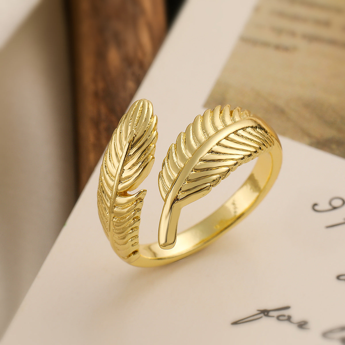 Anello da donna in rame geometrico irregolare in stile vintage con placcatura in oro 18 carati