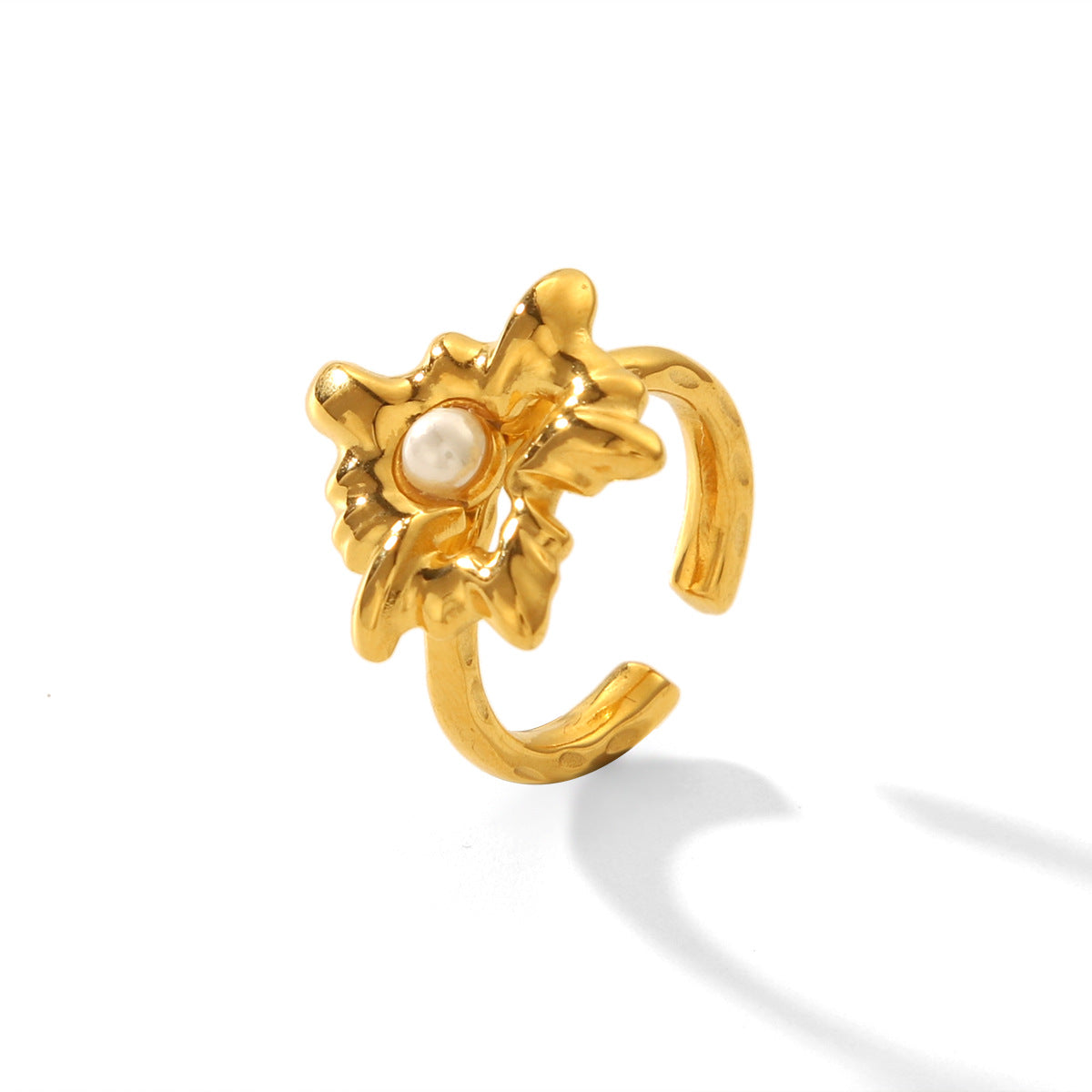 Vintage French Style Ruffled Radiating Heart-Shaped Stainless Steel Ring with Pearl Inlay for Women