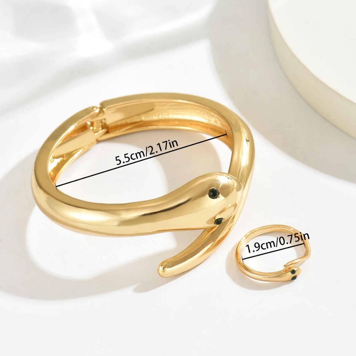 Set di bracciale e anello geometrici a forma di serpente intarsiati di strass, regolabili, da donna, in lega