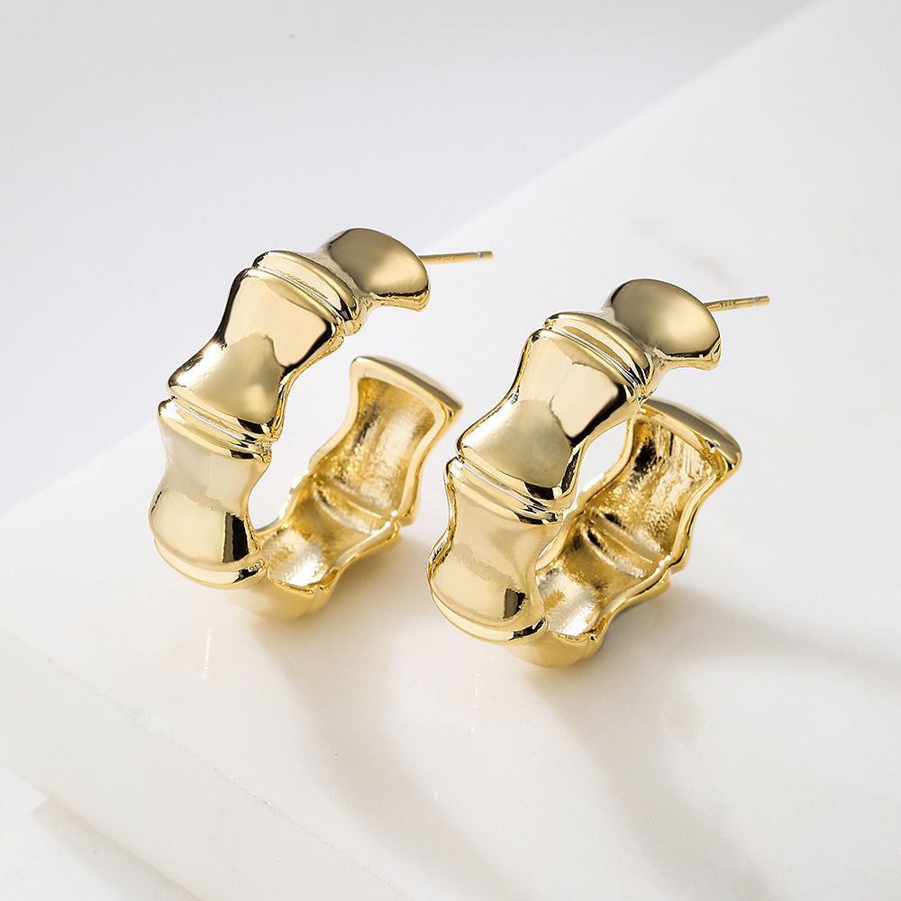 Minimalist Geometric C-Shaped Copper Earrings for Women with Gold Plating Hip-Hop Design