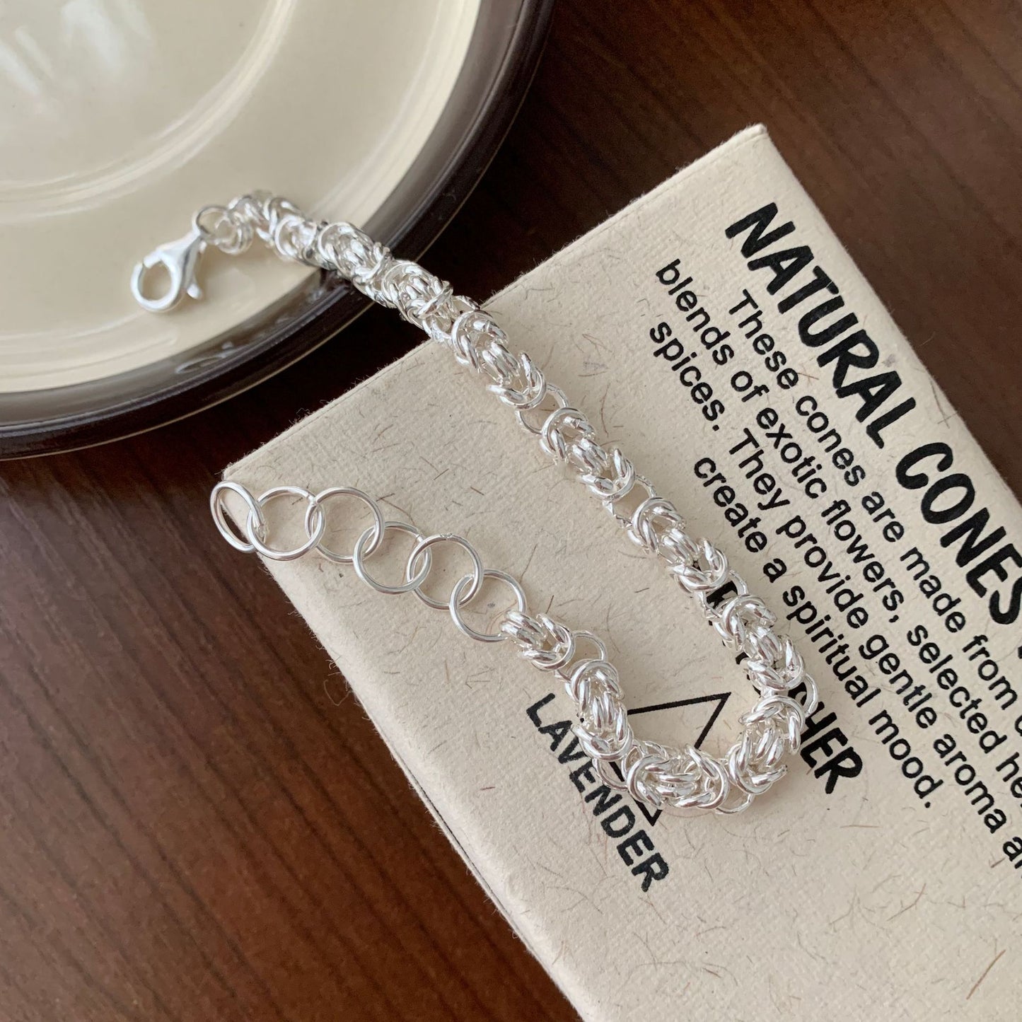 Bracciale in Argento Sterling 925 Intrecciato a Mano Geometrico Minimalista con Perline Quadrate Smussate
