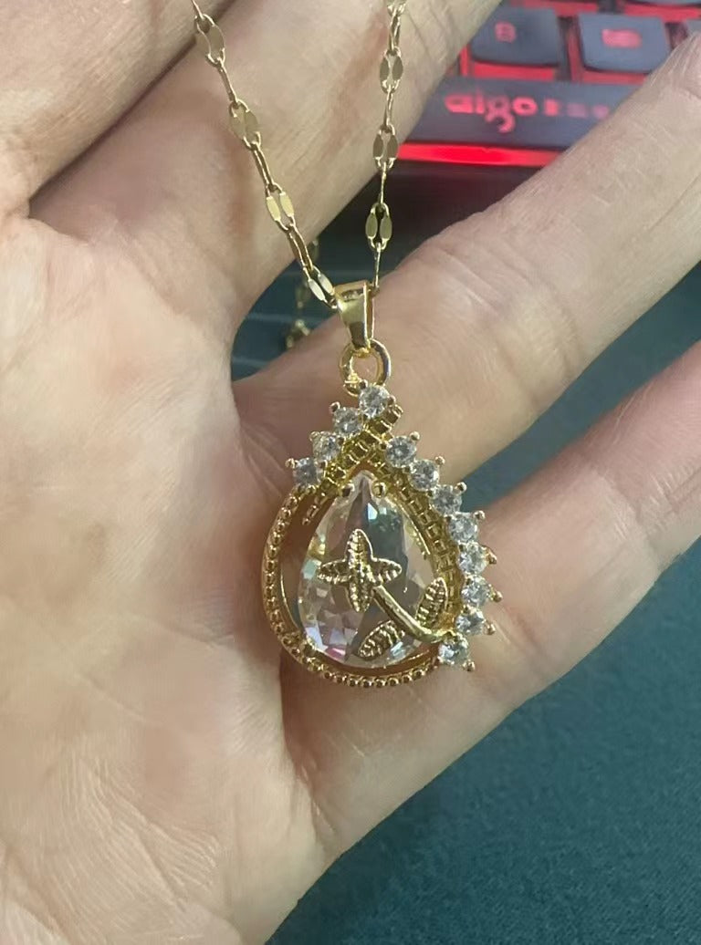 Collana pendente a goccia in acciaio al titanio, fresca e dolce, da donna, con micro-pavé di zirconi e placcatura sottovuoto