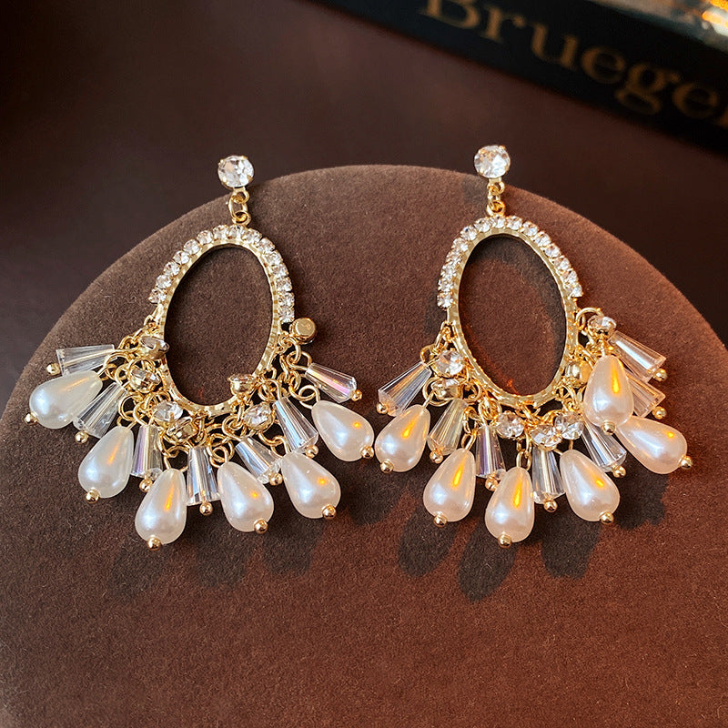 Vintage Elegant Oval Pearl Dangle Earrings with Silver-Plated Brass Hoops and Natural-Inspired Design