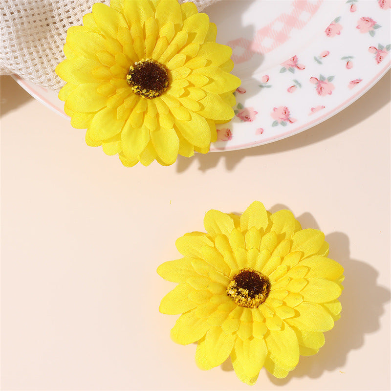 Fermaglio per capelli con margherita 3D giallo minimalista per ragazze