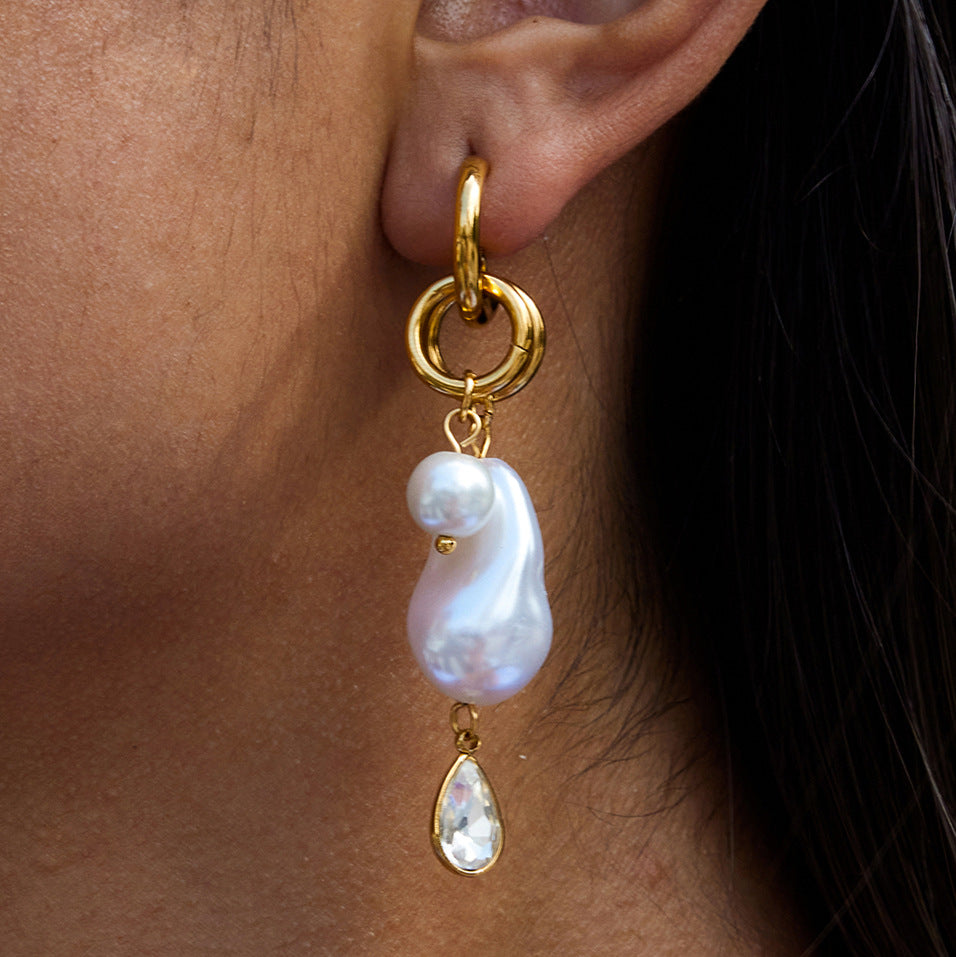 Pendientes Colgantes Geométricos Minimalistas con Perlas en Acero Inoxidable con Acabado Chapado para Mujer