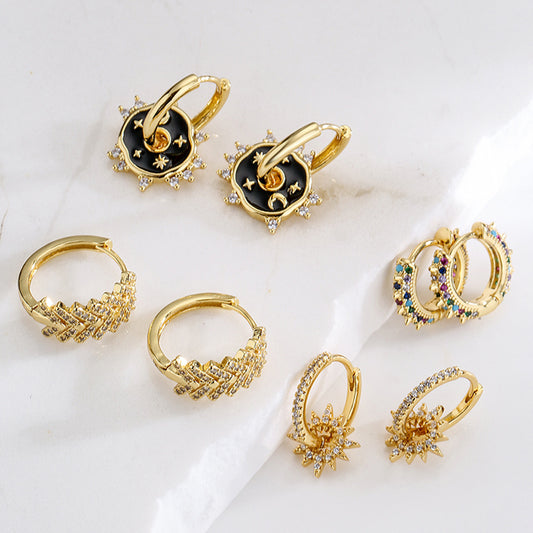 Orecchini a cerchio in rame stile geometrico con placcatura in oro 18K e finitura smaltata per donna