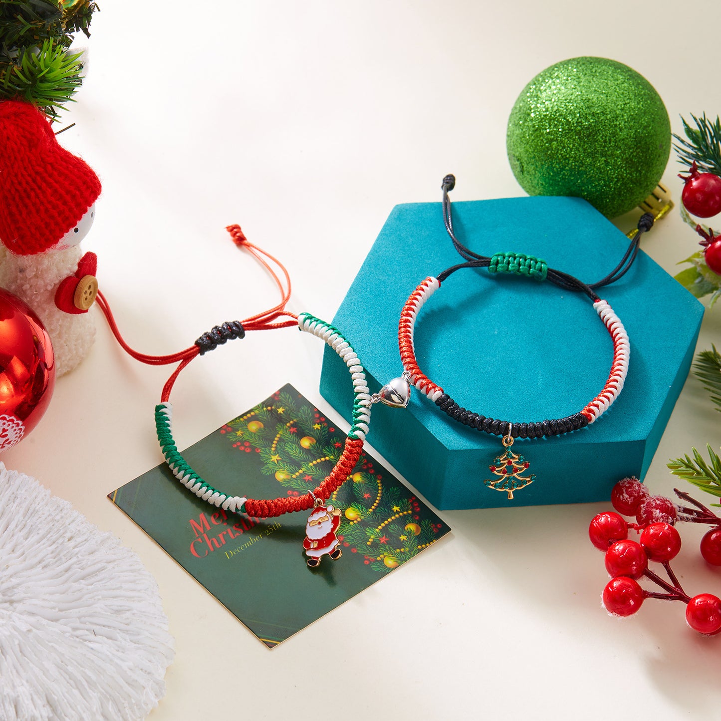 Pulsera trenzada navideña para mujer con colgantes de Papá Noel y árbol de Navidad en aleación, joya festiva para las fiestas
