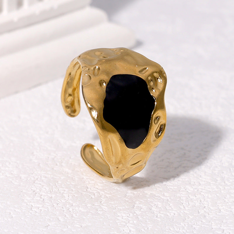 Anello da donna regolabile in acciaio inossidabile con placcatura in oro e finitura a smalto, dal design geometrico e minimalista