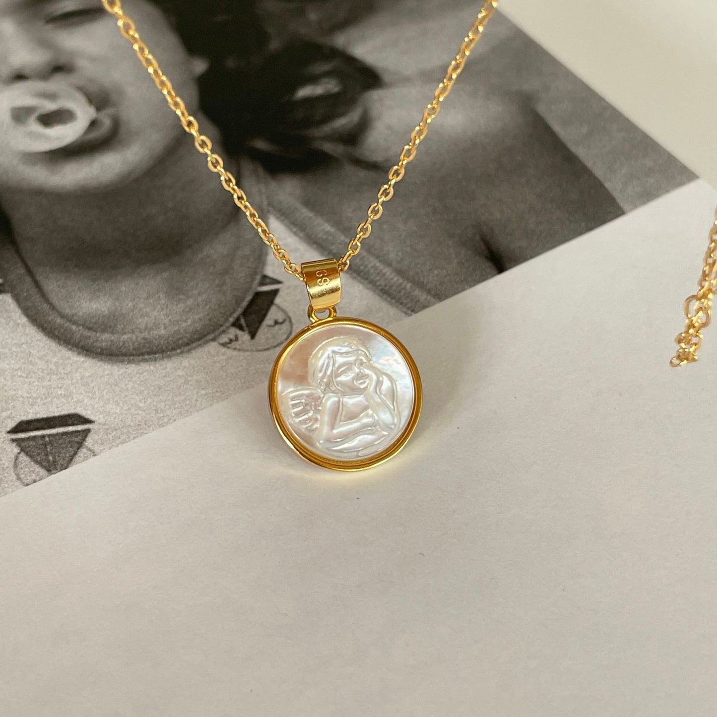 Minimalist Geometric Angel Baby Shell Necklace in 925 Sterling Silver Short Choker