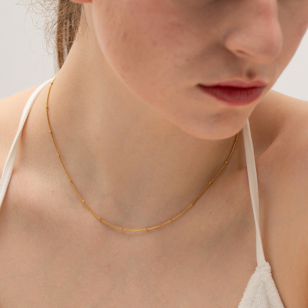 Collar Minimalista Geométrico de Acero Inoxidable con Acabado Chapado y Cadena de Serpiente para Mujer