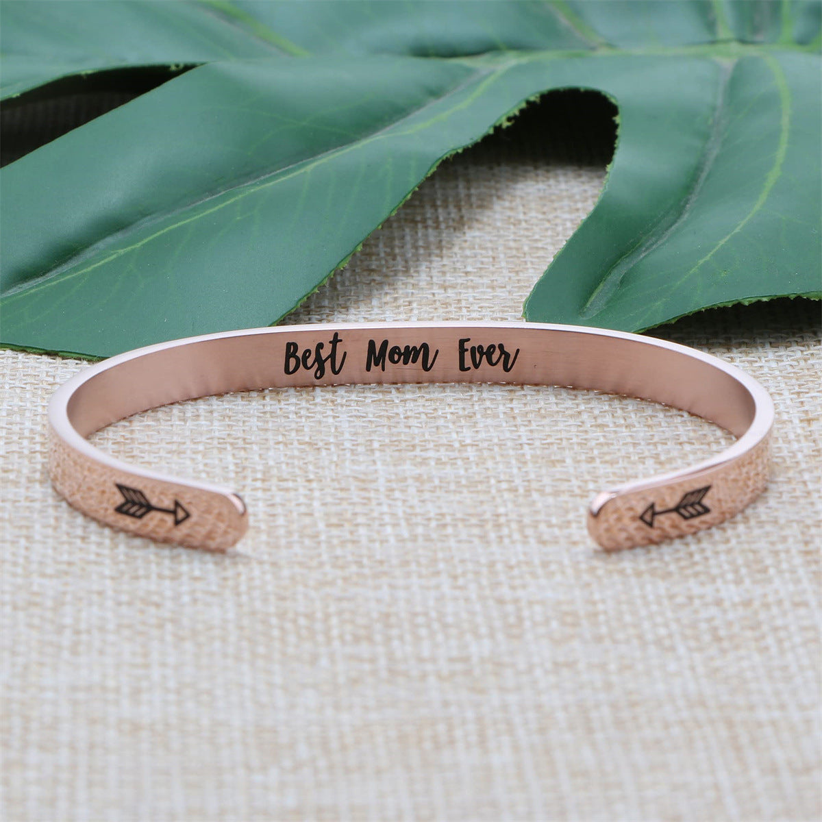 Pulsera de acero inoxidable de moda para mujer con acabado chapado, regalo ideal de Navidad, cumpleaños, Acción de Gracias para mamá