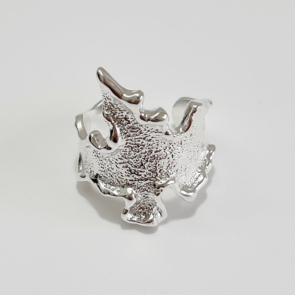 Anillo Minimalista Curva de Ola para Mujer en Plata de Ley 925 con Patrón Natural de Olas Marinas