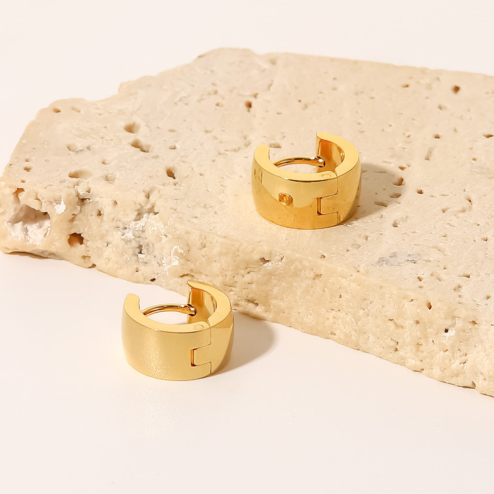 Aretes de Acero Inoxidable Geométricos con Baño de Oro de 18K para Mujer — Pendientes de Clip Minimalistas de Moda