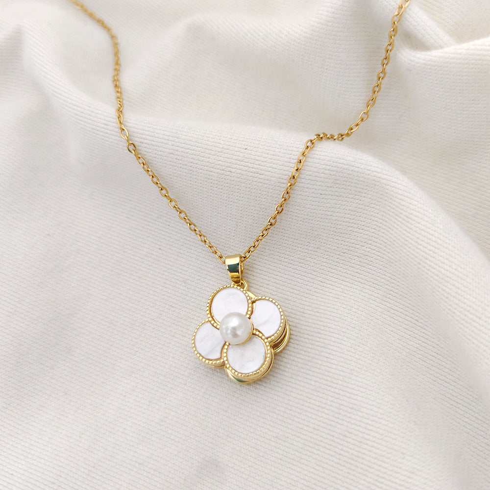 Collana pendente minimalista a quadrifoglio in acciaio al titanio con accenti di perle ispirati a strass su catena O per donna e uomo