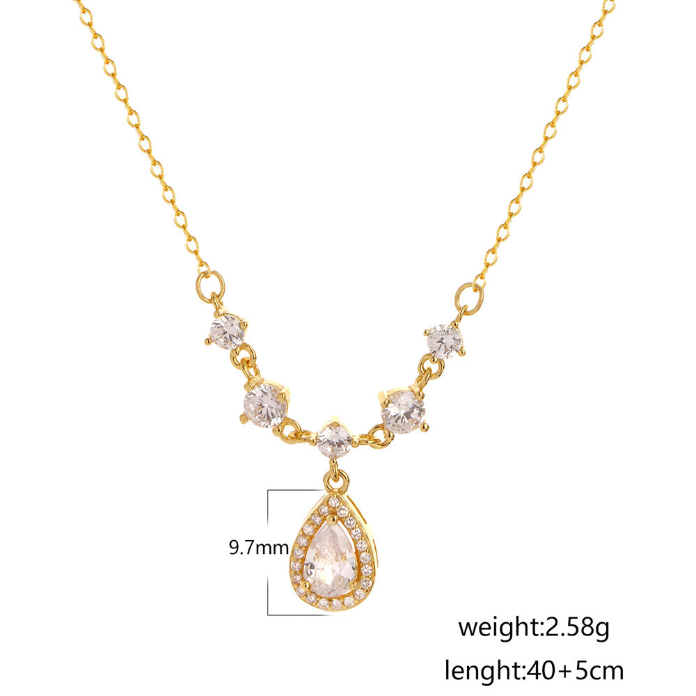 Elegante Collana Pendente Geometrico a Goccia con Strass in Argento Sterling 925 con Catena Curb per Donna