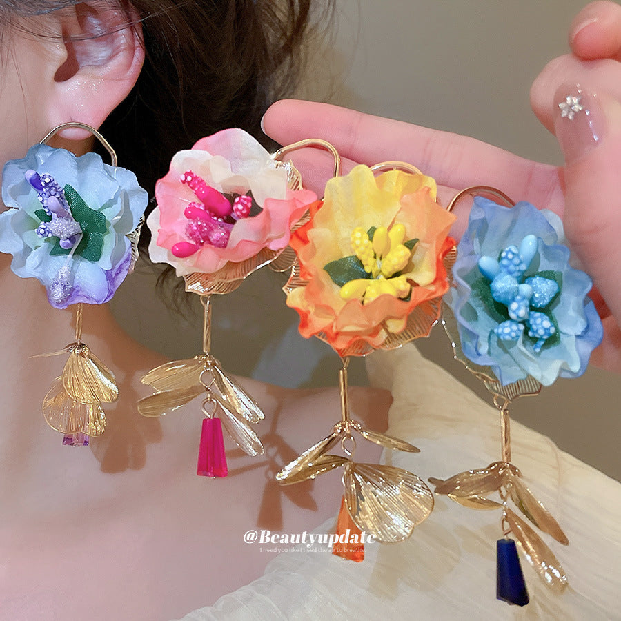 Orecchini a perno eleganti floreali in cristallo da donna con perni in acciaio placcato Collezione Primavera Gioielli per orecchie minimalisti chic