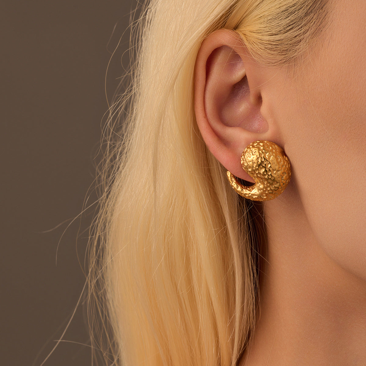 Pendientes de Acero Inoxidable Minimalistas con Forma de Gota de Agua, Chapado en Oro de 18K, Diseño Calado Texturizado, Hipoalergénicos, para Mujer