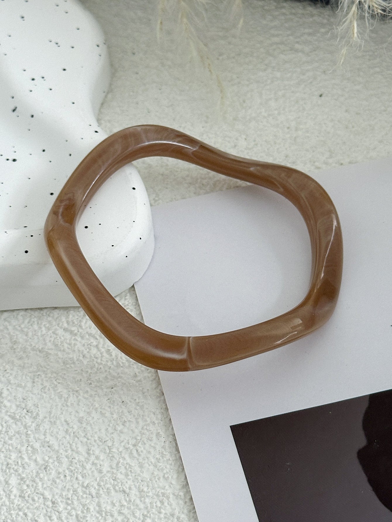 Fashion Irregular Geometric Acrylic Drip Oil Gradient Wide Cuff Bracelet for Women