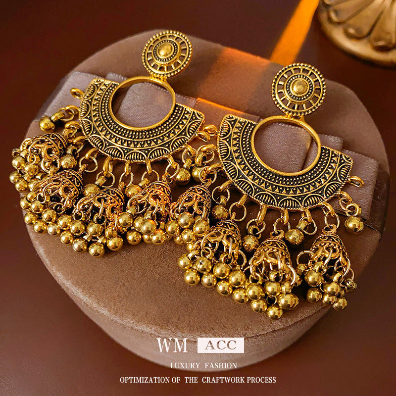 Vintage Style Fan-Shaped Lantern Pendant Dangle Earrings with Silver-Plated Alloy and Stainless Steel Posts for Women