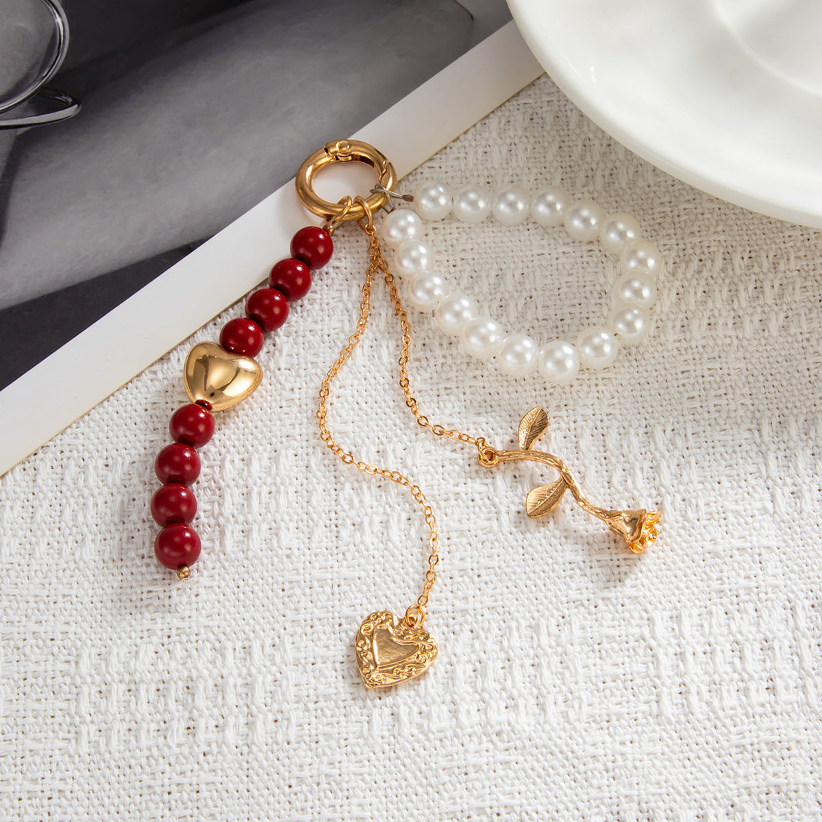Fashionable Floral Heart Teardrop Faux Pearl Beaded Keychain Alloy Plated Bag Charm
