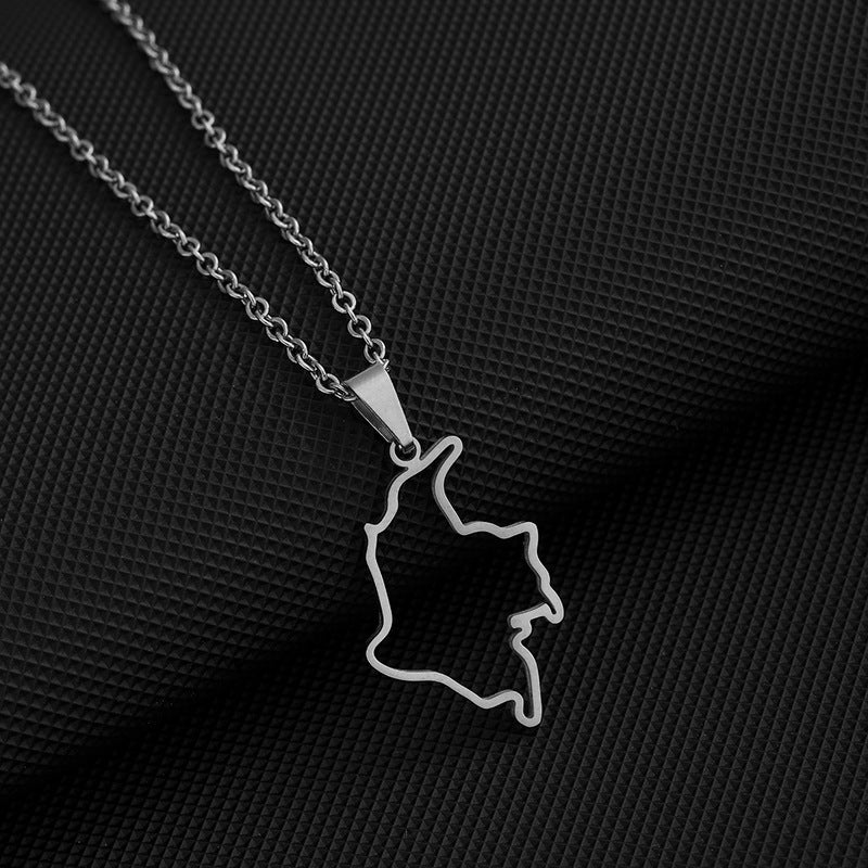 Collana con ciondolo geometrico etnico vintage in acciaio inossidabile con finitura placcata e catena O per unisex