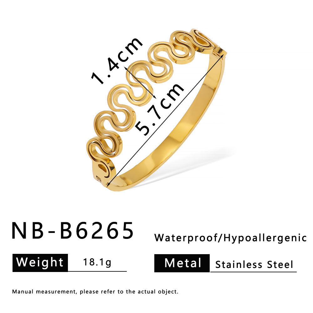 Vintage Geometric Stainless Steel Hollow Bracelet with Rhinestone Inlay and 18K Gold Plating