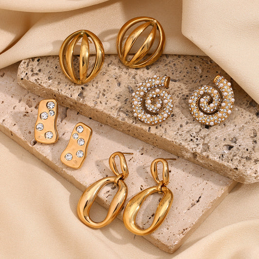Orecchini a cerchio vintage eleganti geometrici tondi placcati oro 18 carati in acciaio inossidabile con perle