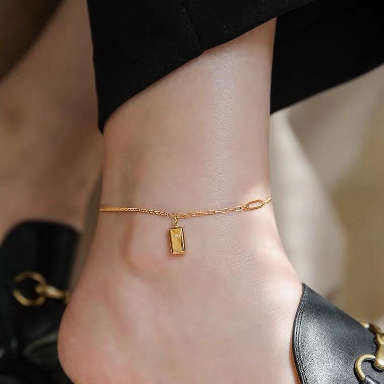 Minimalist Geometric Titanium Steel Anklet for Women with Luxe Gold-Plated Finish, Hypoallergenic and Fade-Resistant