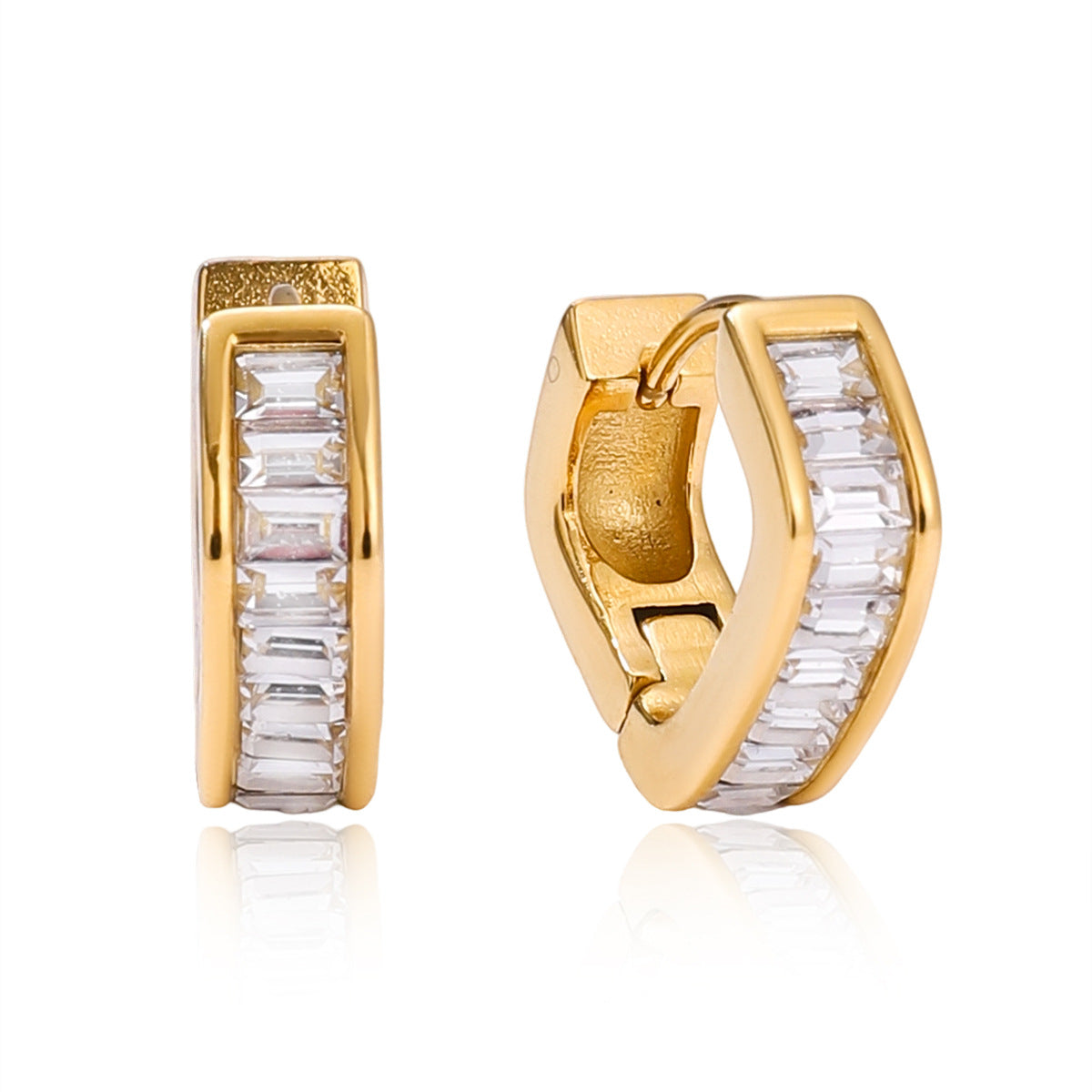 Orecchini geometrici in acciaio inossidabile con intarsio di strass da donna, orecchini a cerchio placcati di lusso, polsini alla moda resistenti allo sbiadimento