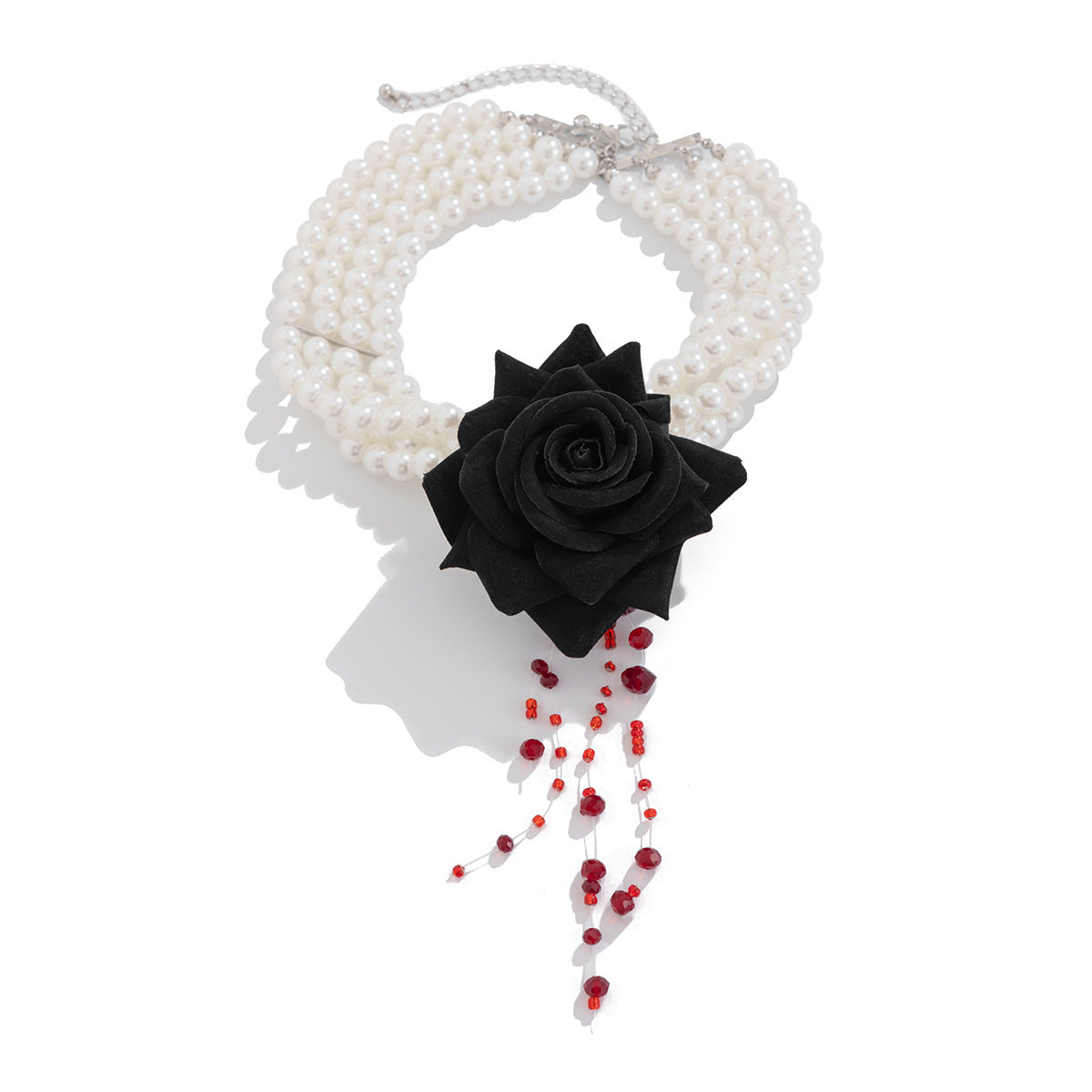 Gargantilla gótica oscura de perlas de múltiples capas para mujer con colgante de flor de rosa y detalles de borlas