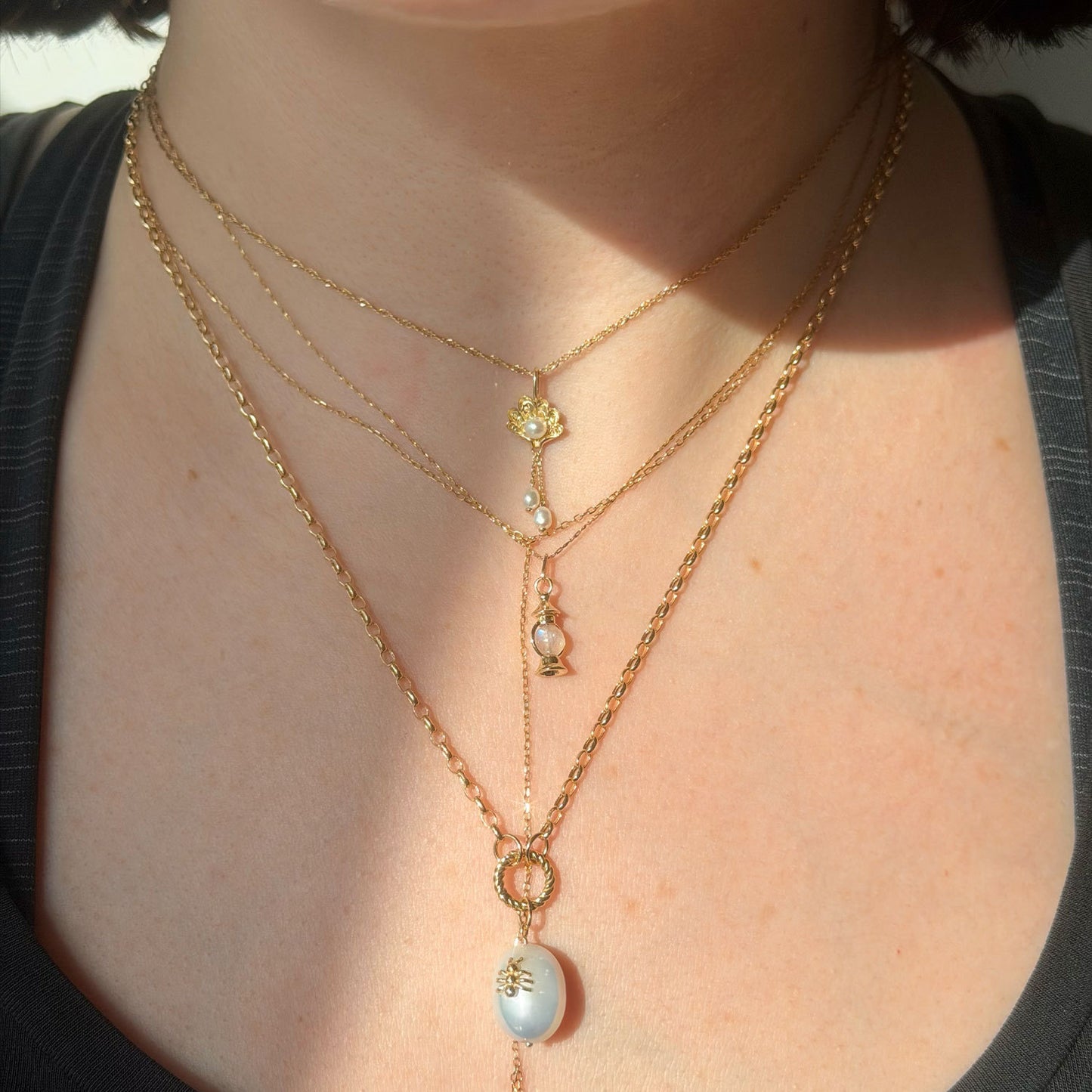 Vintage 14K Gold Plated Brass Drip Oil Angel Bee Charm Bar