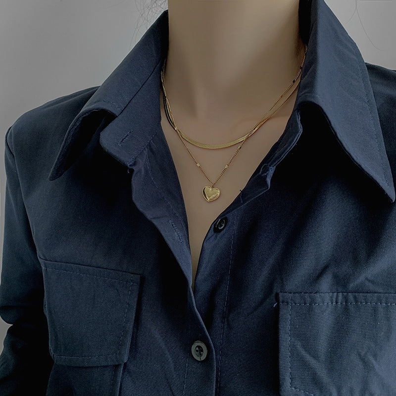 Collar de lujo de acero de titanio de doble capa con colgante de corazón para mujer con cadena de serpiente y diseño de amor estereoscópico