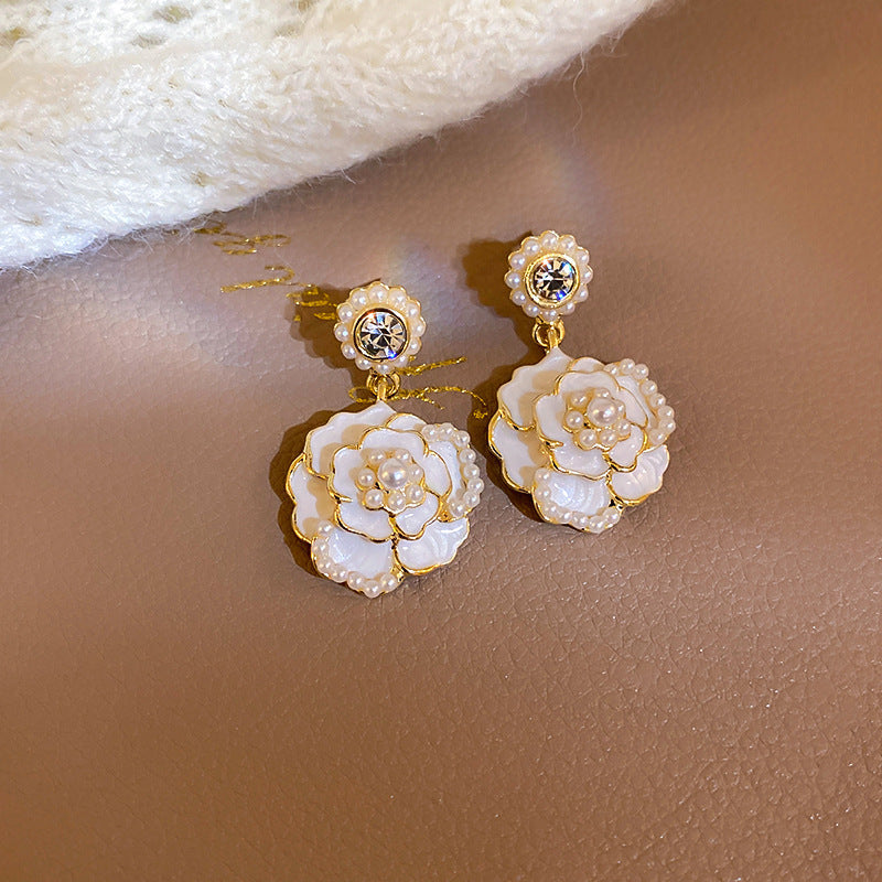 Orecchini rotondi geometrici vintage in rame con placcatura in rodio da donna, gioielli artistici retrò per l'orecchio