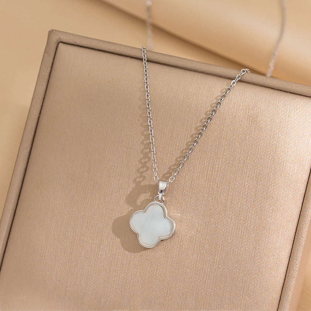 Minimalist Geometric Titanium Steel Necklace for Women with Gold Plating Locket Chain Fashion Accessory